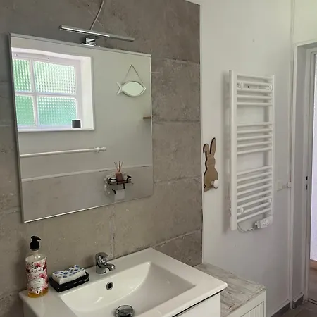 Holiday home Maison 15 Min Plages Lairoux